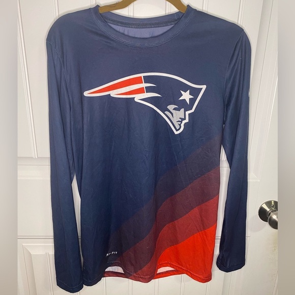 Nike New England Patriots Logo long sleeve Dri Fit tee - Picture 2 of 8